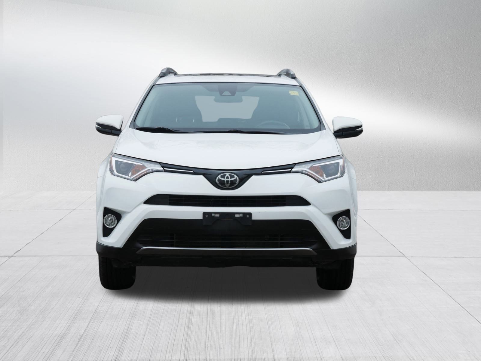 Used 2018 Toyota RAV4 XLE video 2