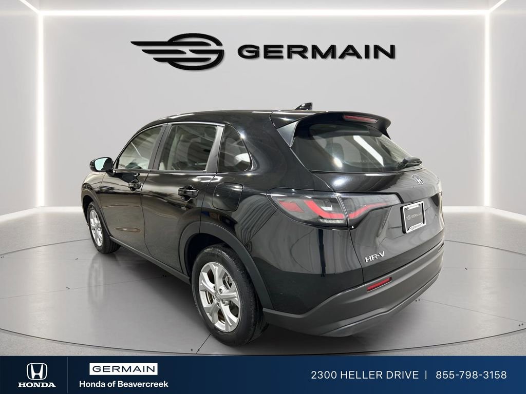 Used 2023 Honda HR-V LX image 6
