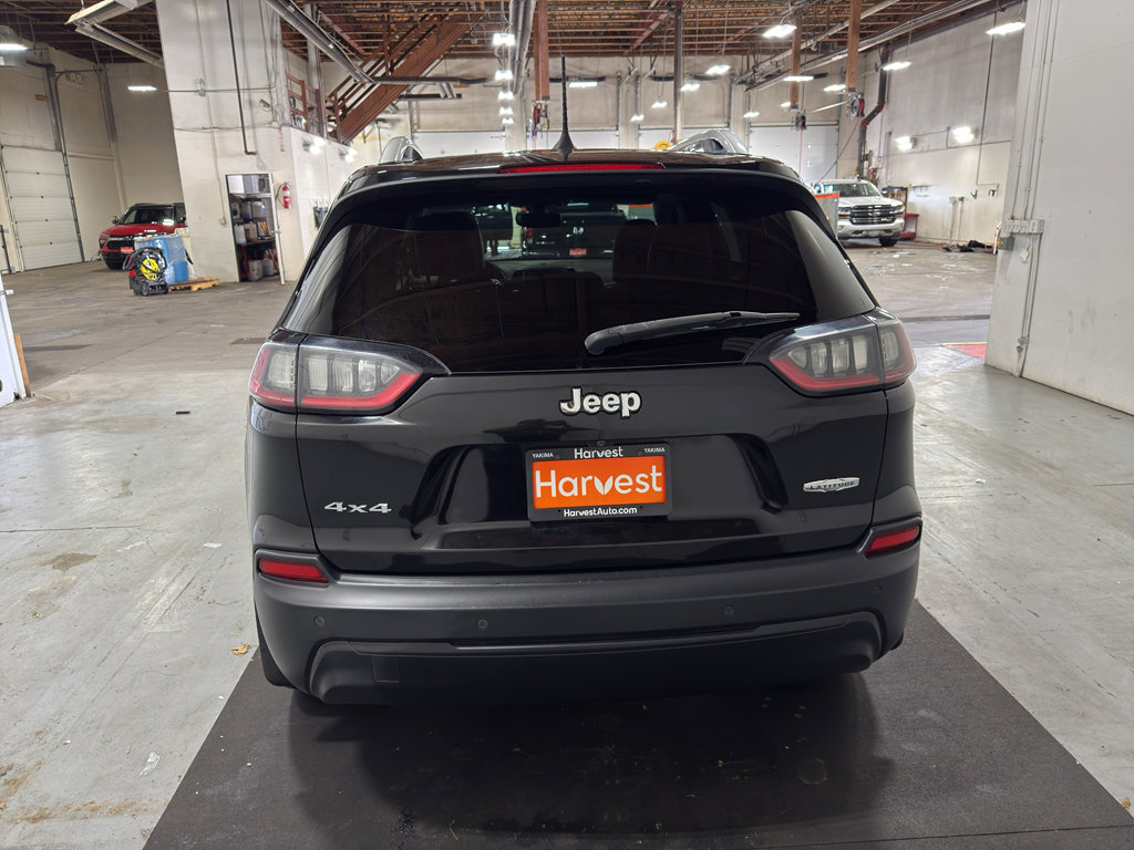 Used 2019 Jeep Cherokee Latitude Plus w/ Comfort/Convenience Group AWD/4WD image 20