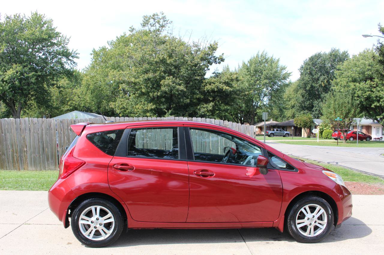 Used 2016 Nissan Versa Note SV w/ Sport Value Package FWD image 10