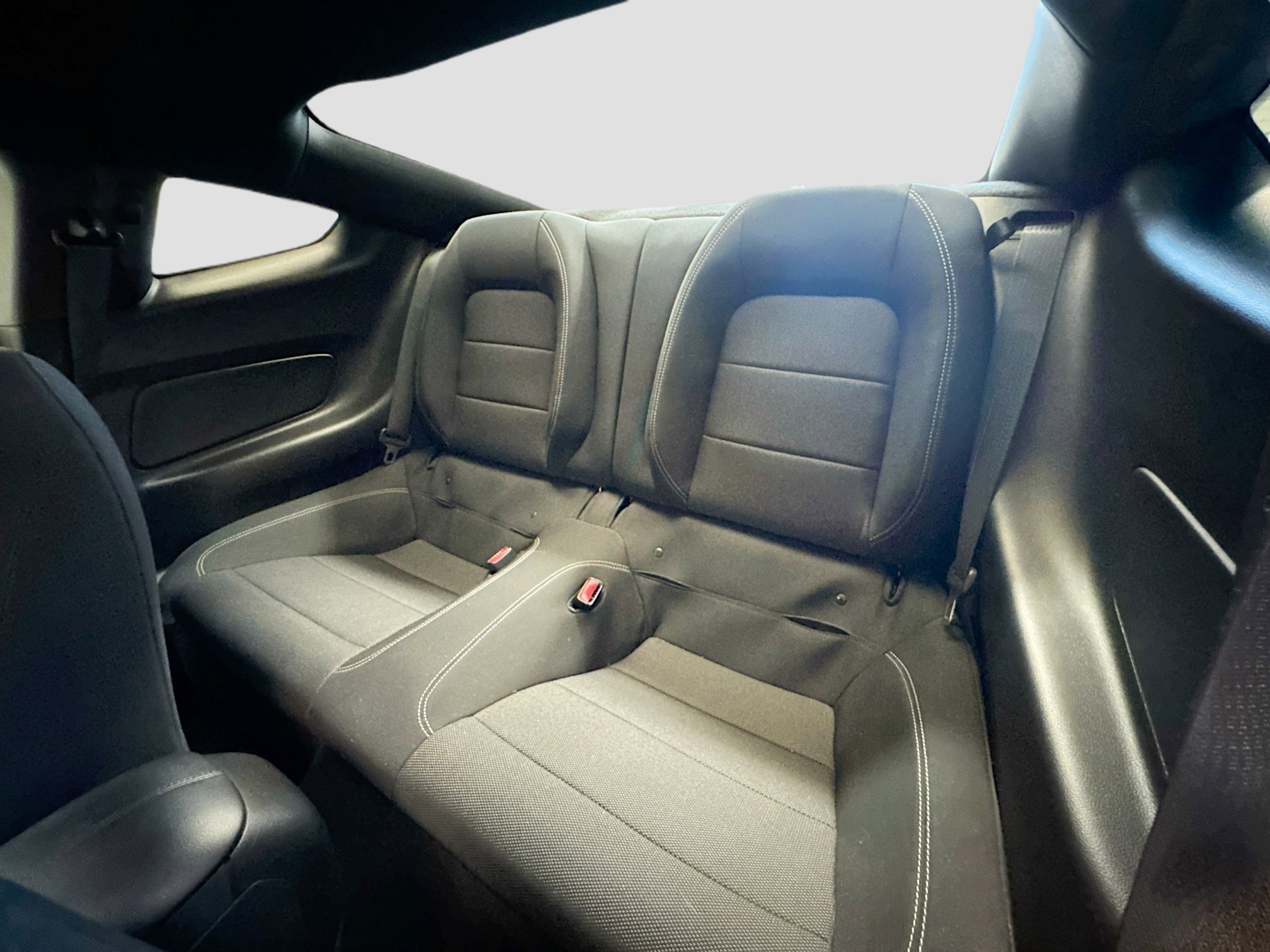 Used 2017 Ford Mustang Coupe image 15