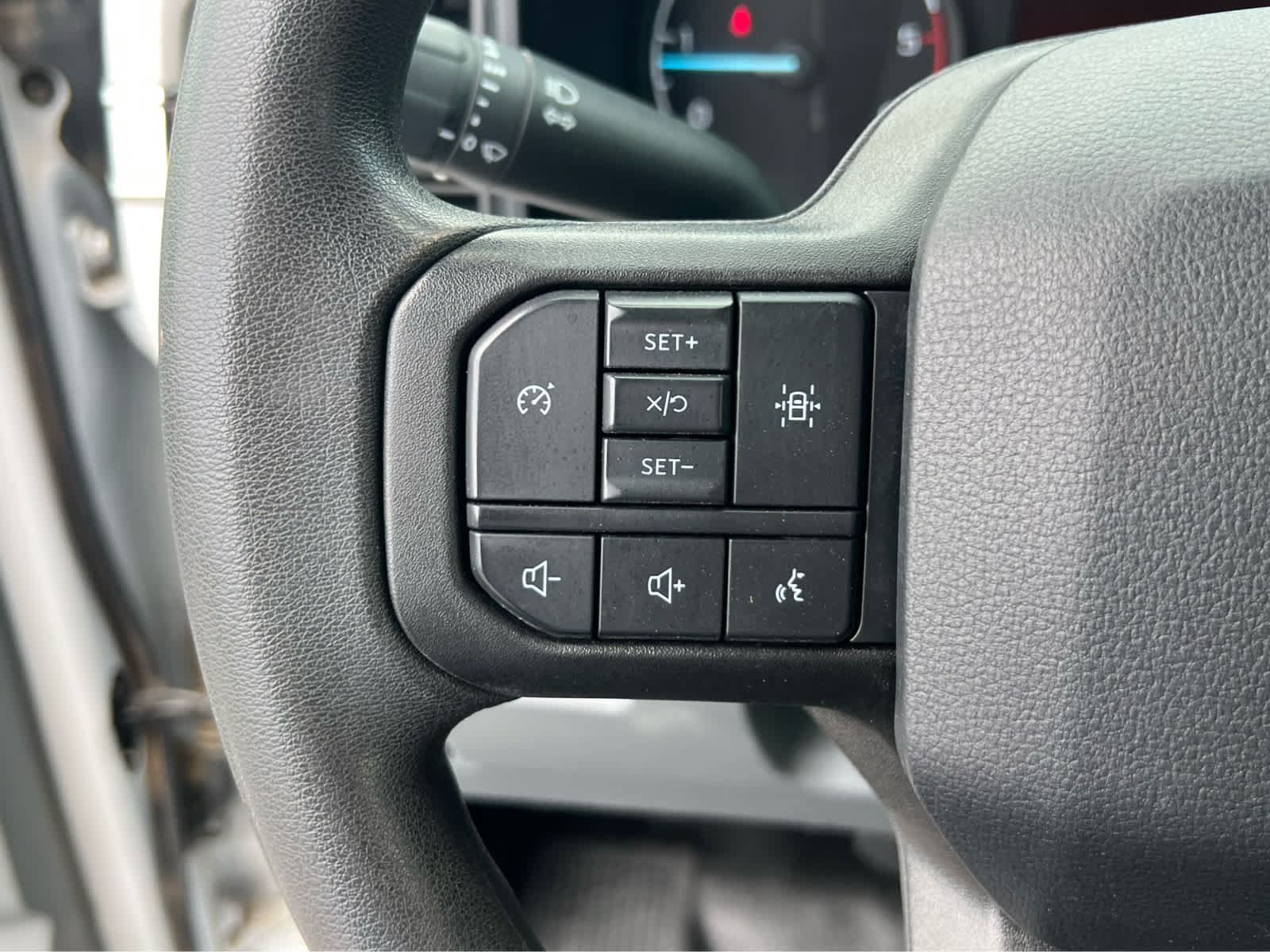 Used 2025 Ford F350 XL w/ XL Chrome Package AWD/4WD image 32
