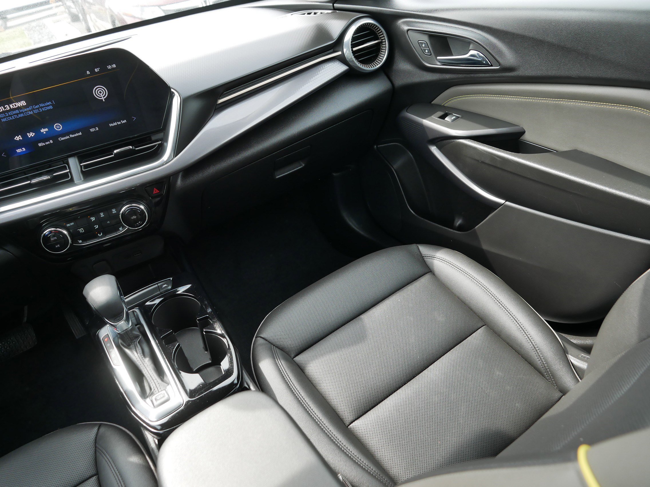 Used 2025 Chevrolet Trax ACTIV w/ Driver Confidence Package FWD image 11