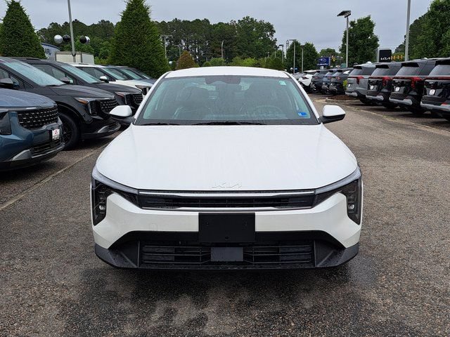 New 2026 Kia K4 FWD image 2