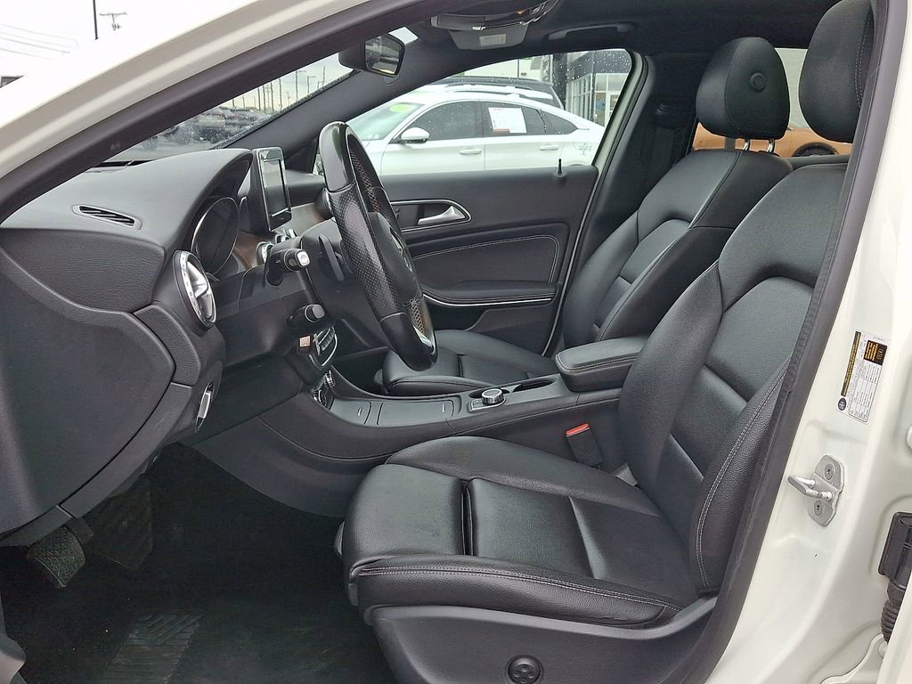 Used 2016 Mercedes-Benz GLA 250 4MATIC image 13