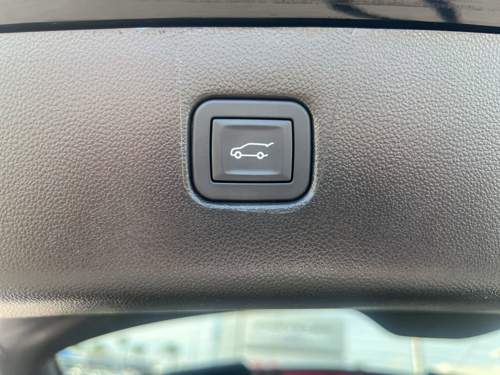 Used 2025 Chevrolet Blazer RS image 42