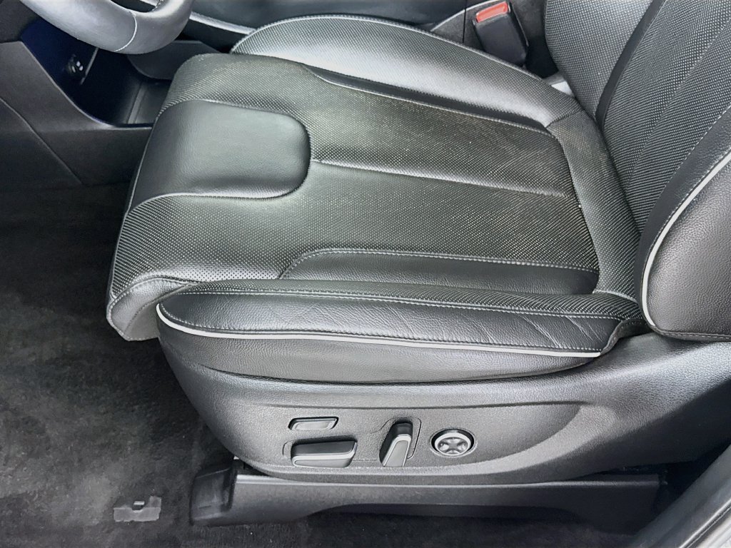 Used 2025 Hyundai Palisade Limited AWD/4WD image 23
