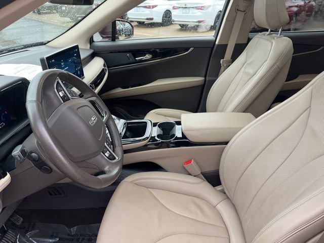 Used 2023 Lincoln Nautilus Reserve image 12