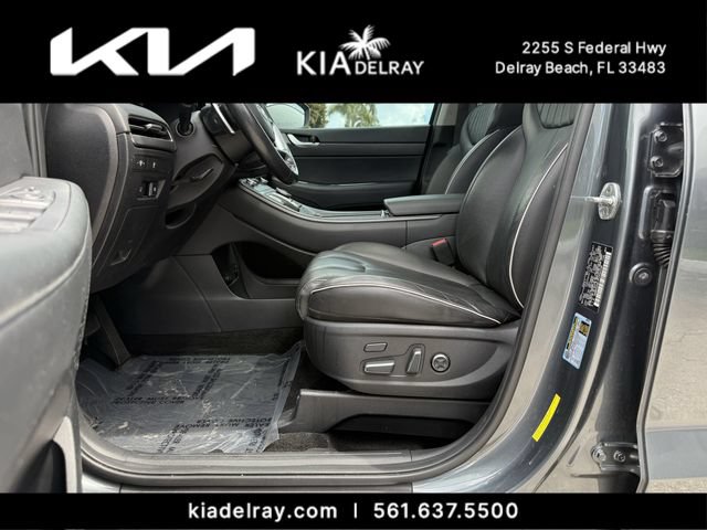 Used 2023 Hyundai Palisade Limited FWD image 18