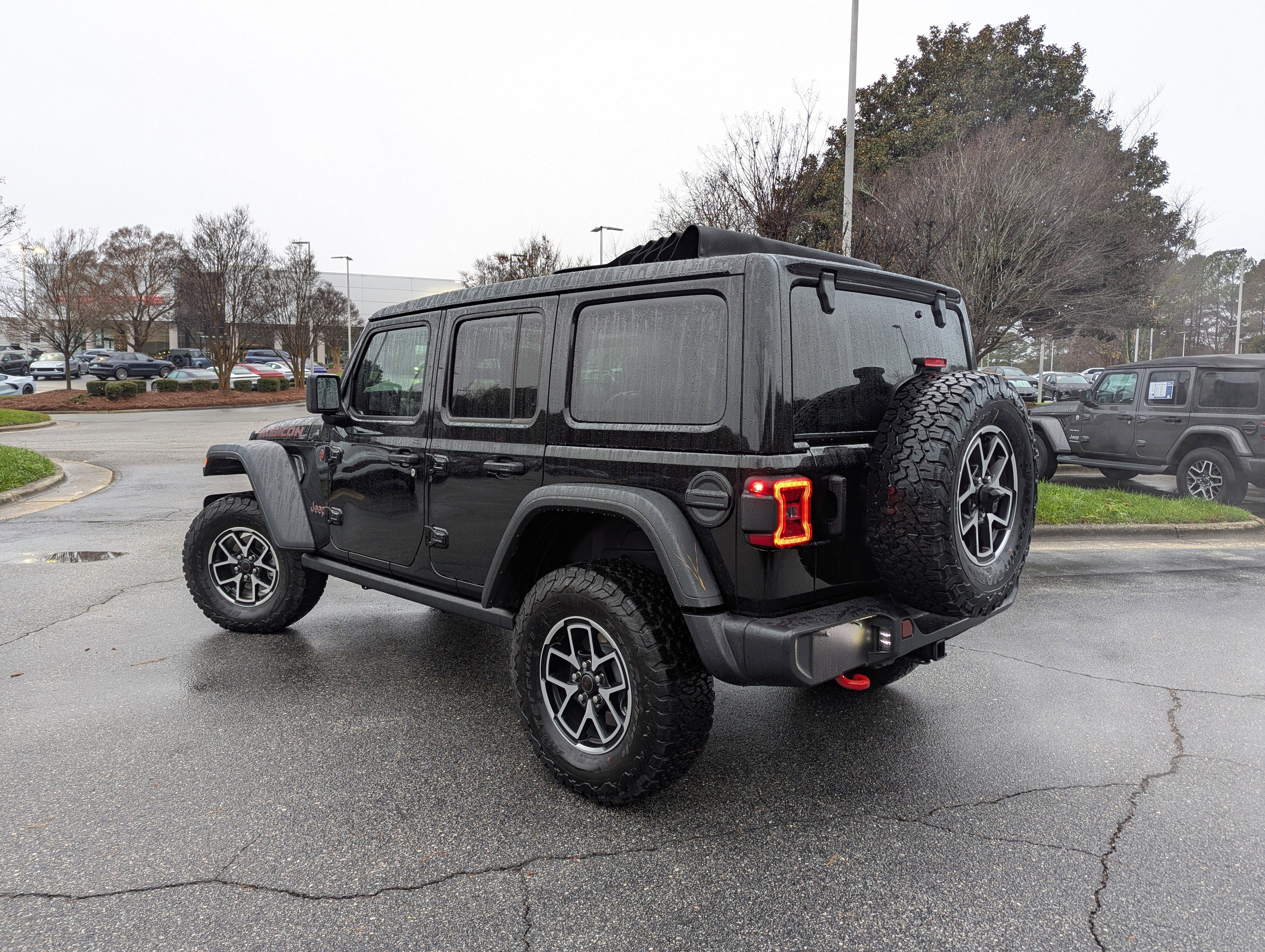 Used 2026 Jeep Wrangler Rubicon image 7