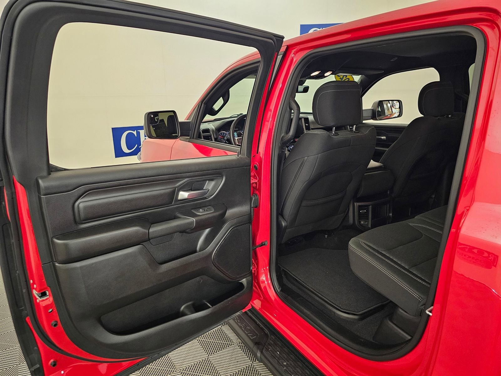 Used 2025 RAM 1500 Tradesman image 32