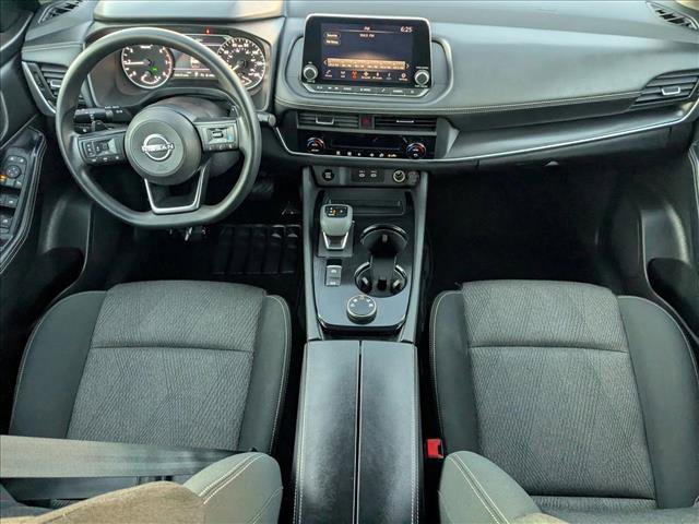 Used 2024 Nissan Rogue SV image 16