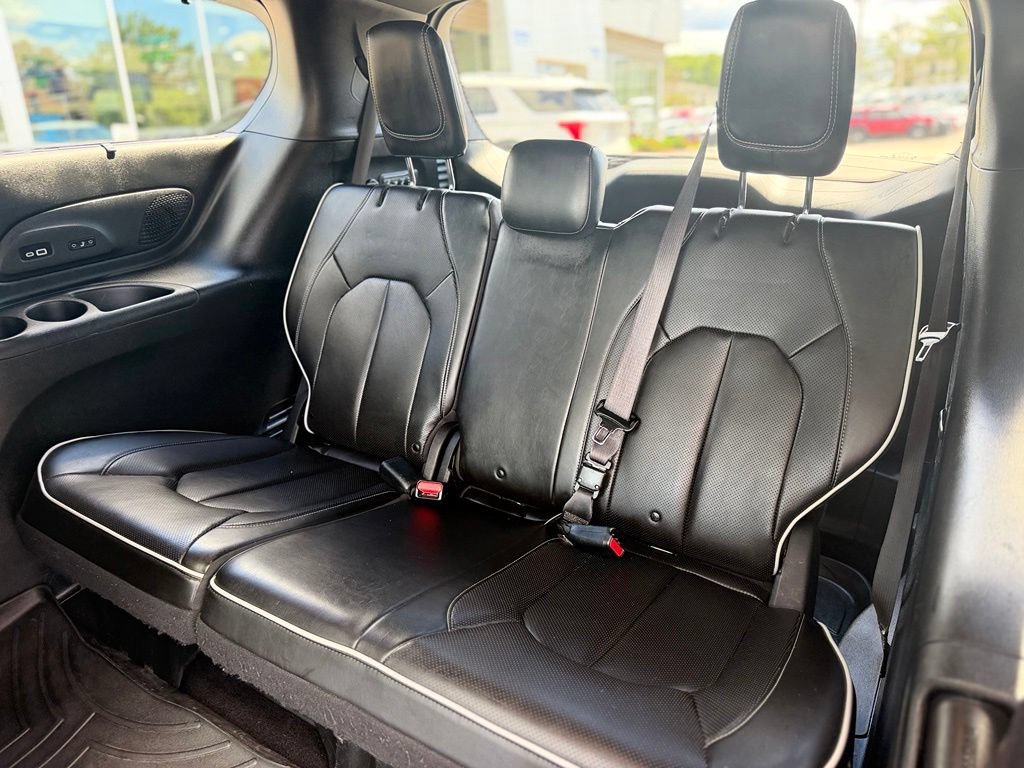 Used 2021 Chrysler Pacifica Limited w/ Uconnect Theater Family Group AWD/4WD image 22
