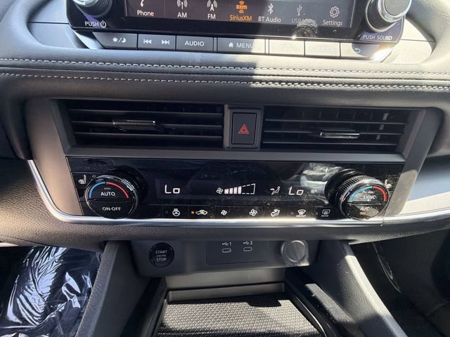 New 2026 Nissan Rogue SV w/ Cold Weather Package AWD/4WD image 18