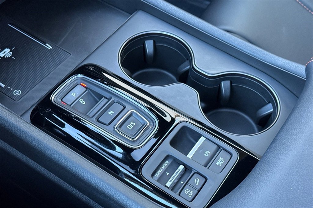 Certified 2024 Honda Pilot TrailSport image 27