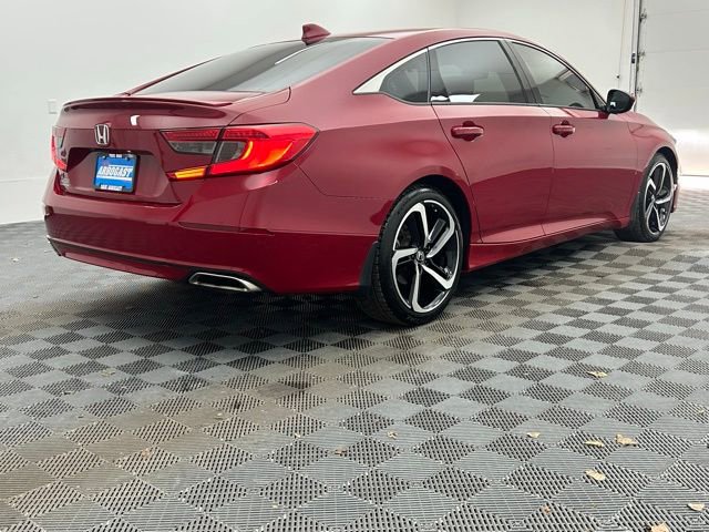 Used 2018 Honda Accord Sport image 10