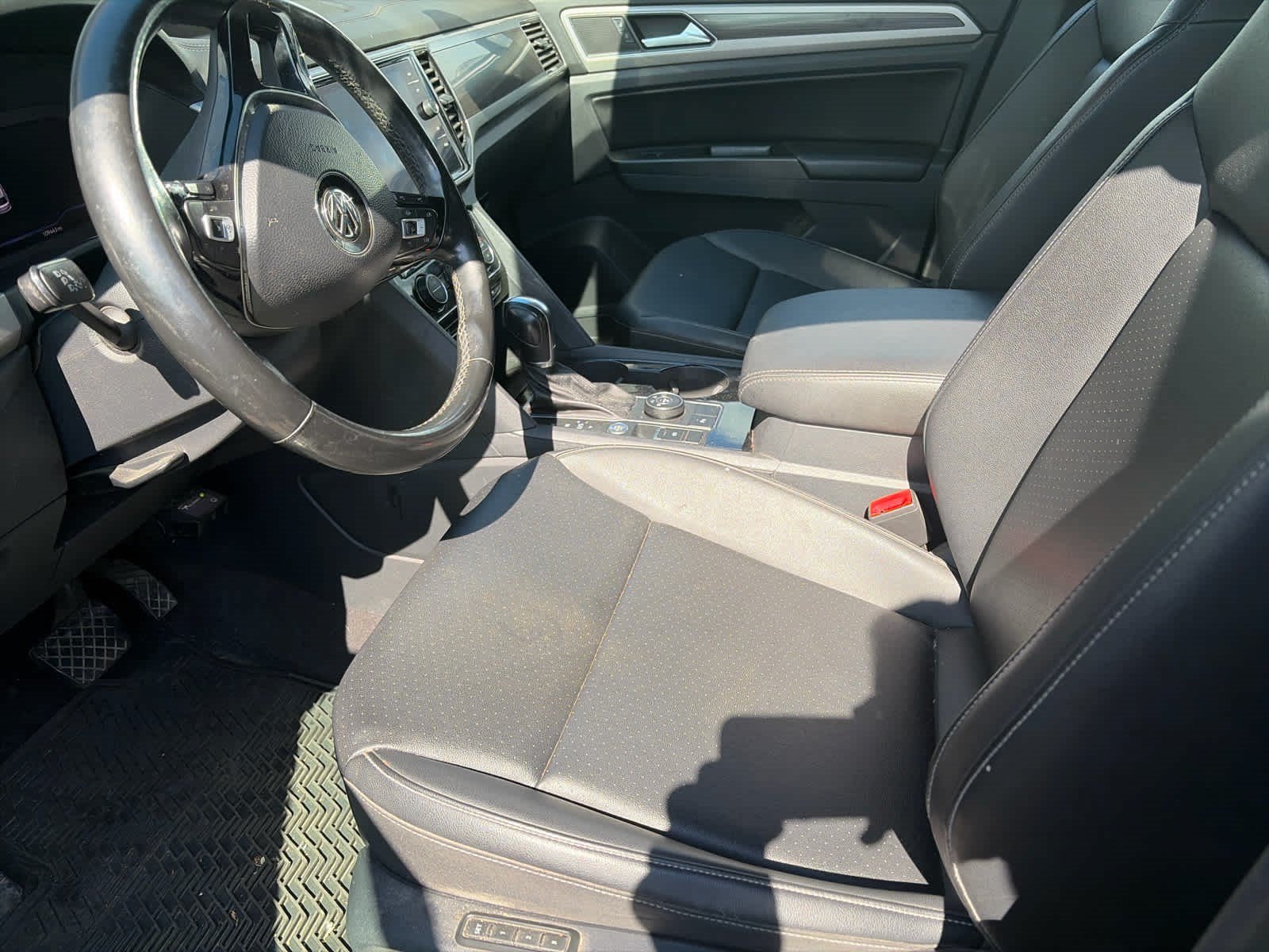 Used 2019 Volkswagen Atlas SEL AWD/4WD image 6