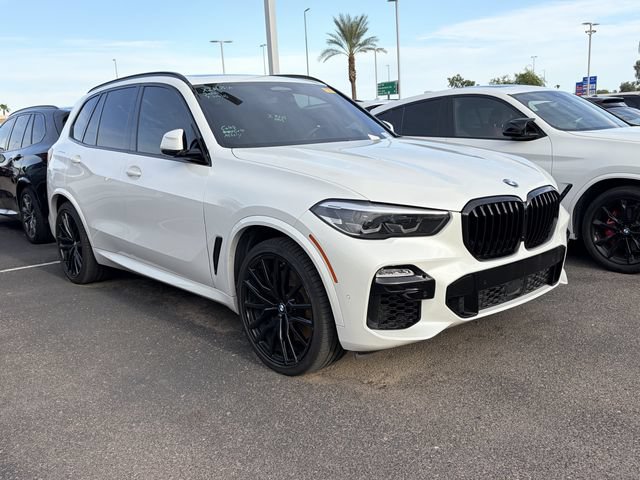 Used 2020 BMW X5 M50i AWD/4WD image 3