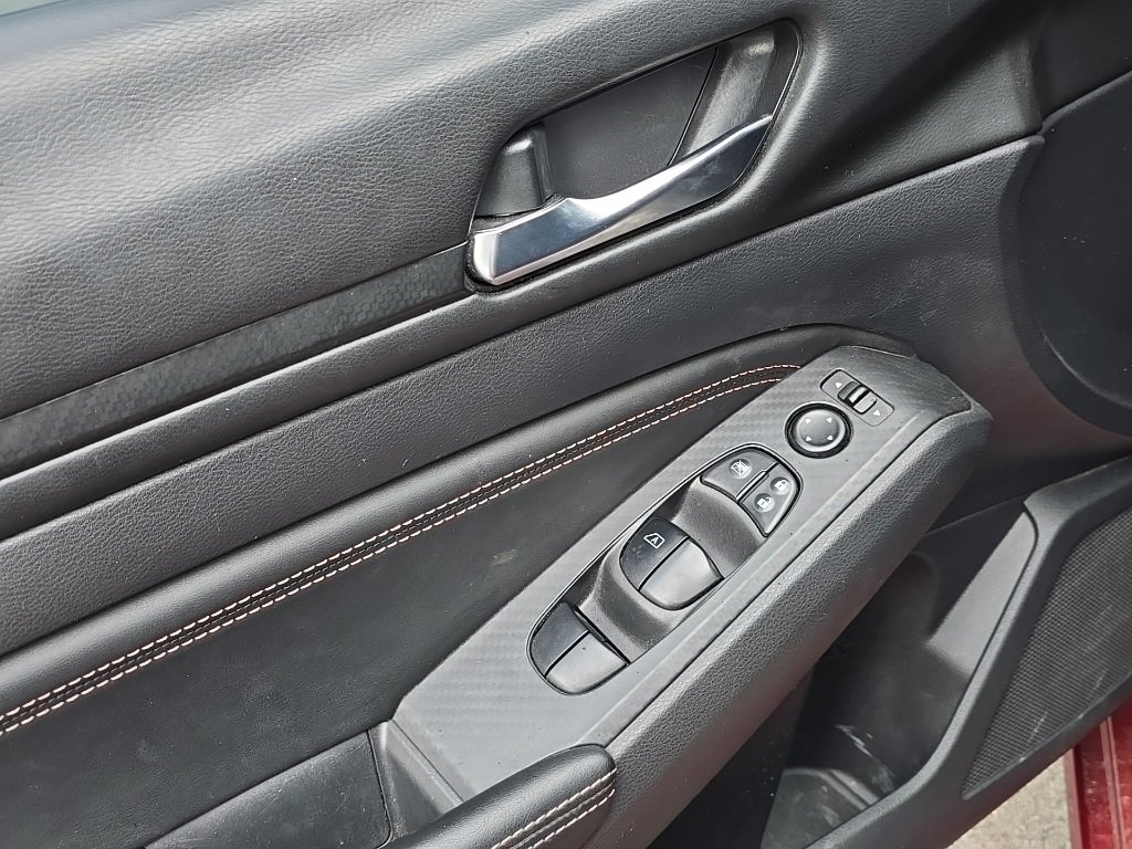 Used 2019 Nissan Altima 2.5 SR w/ SR Premium Package image 14