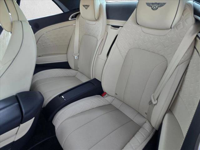 Used 2021 Bentley Continental GT image 17