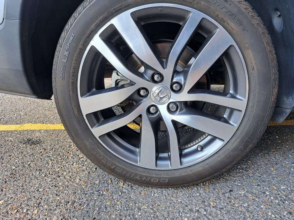 Used 2017 Honda Pilot Touring image 26