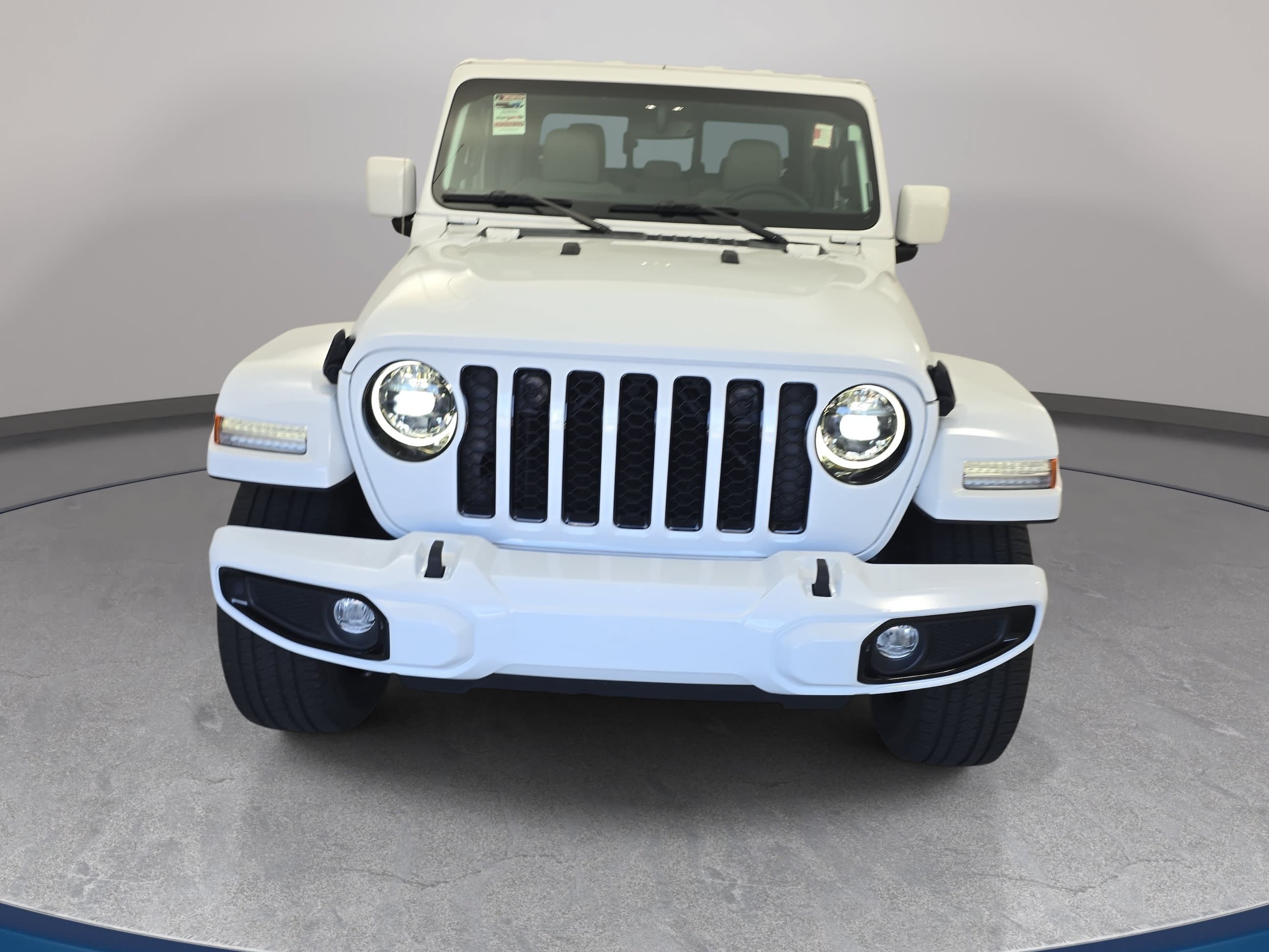 Used 2023 Jeep Gladiator Overland AWD/4WD image 2