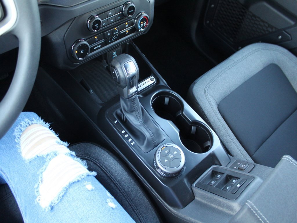 New 2025 Ford Bronco Base image 9