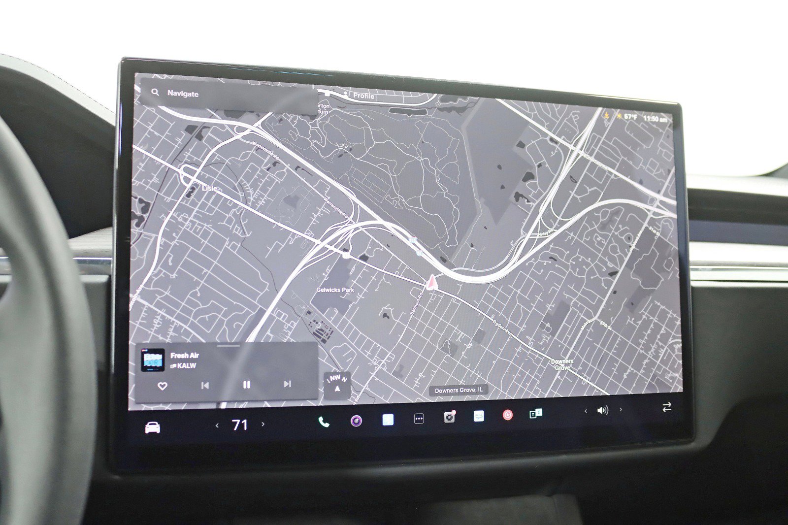 Used 2022 Tesla Model X image 17