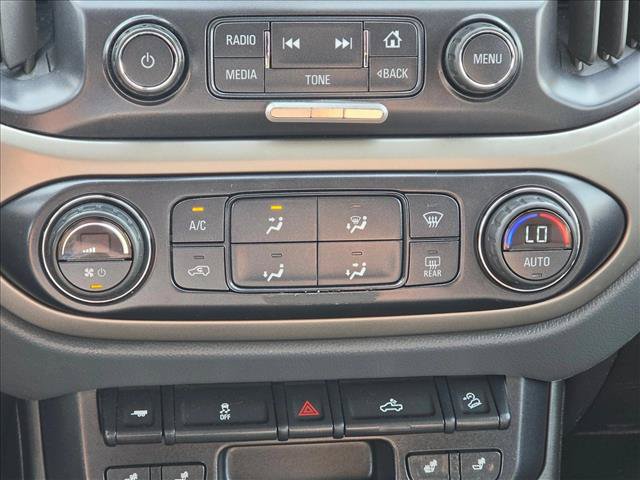 Used 2015 Chevrolet Colorado Z71 AWD/4WD image 30