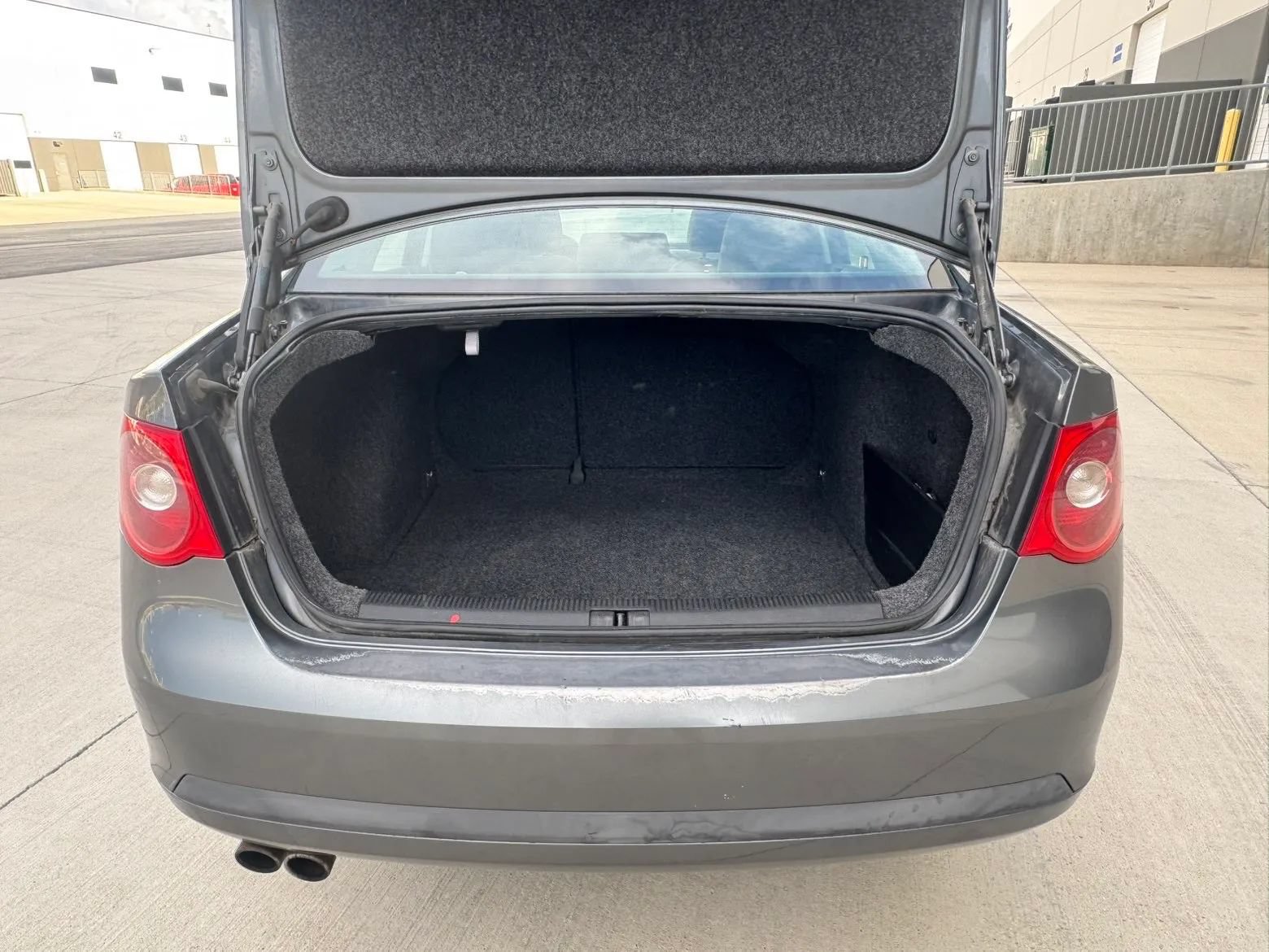 Used 2006 Volkswagen Jetta Value Edition FWD image 15