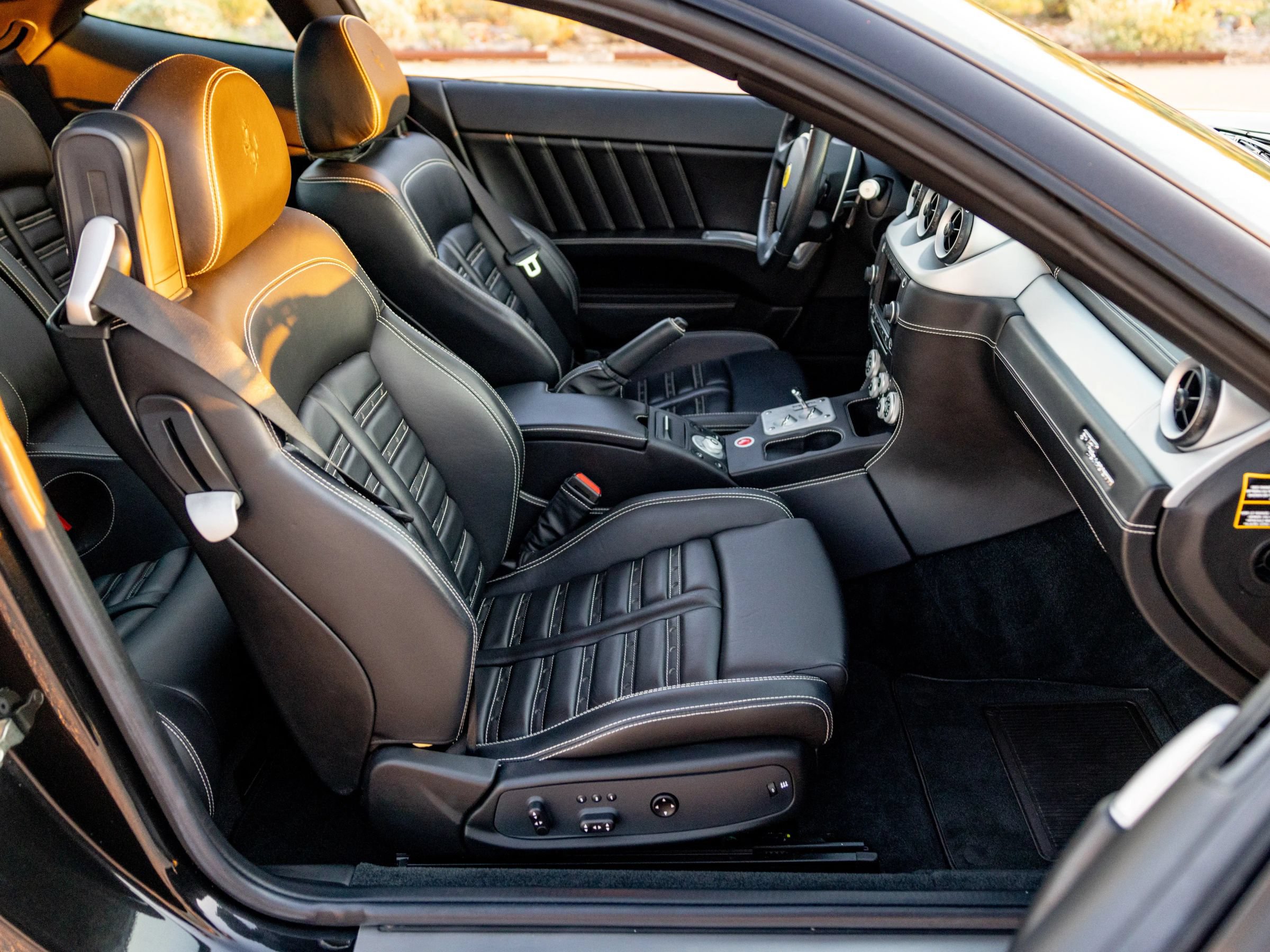 Used 2008 Ferrari 612 Scaglietti RWD image 17