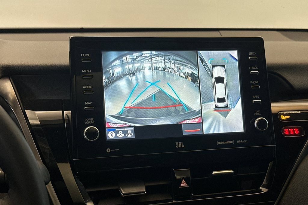 Used 2021 Toyota Camry XLE w/ Navigation Package FWD image 19