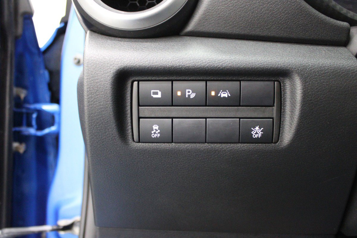 Used 2021 Nissan Versa S w/ Trunk Package image 15