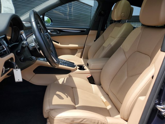 Certified 2020 Porsche Macan AWD/4WD image 5