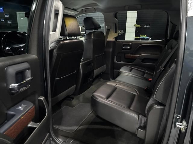 Used 2018 GMC Sierra 2500 SLT w/ Duramax Plus Package AWD/4WD image 17