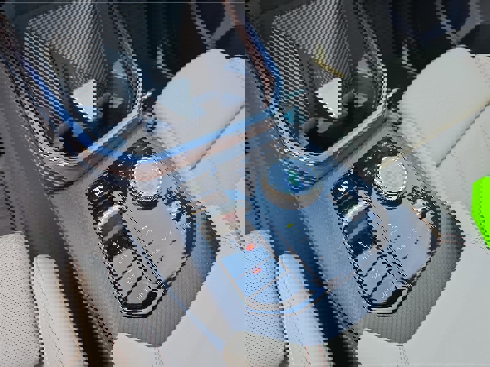 Used 2025 BMW X3 xDrive30i w/ Convenience Package image 31