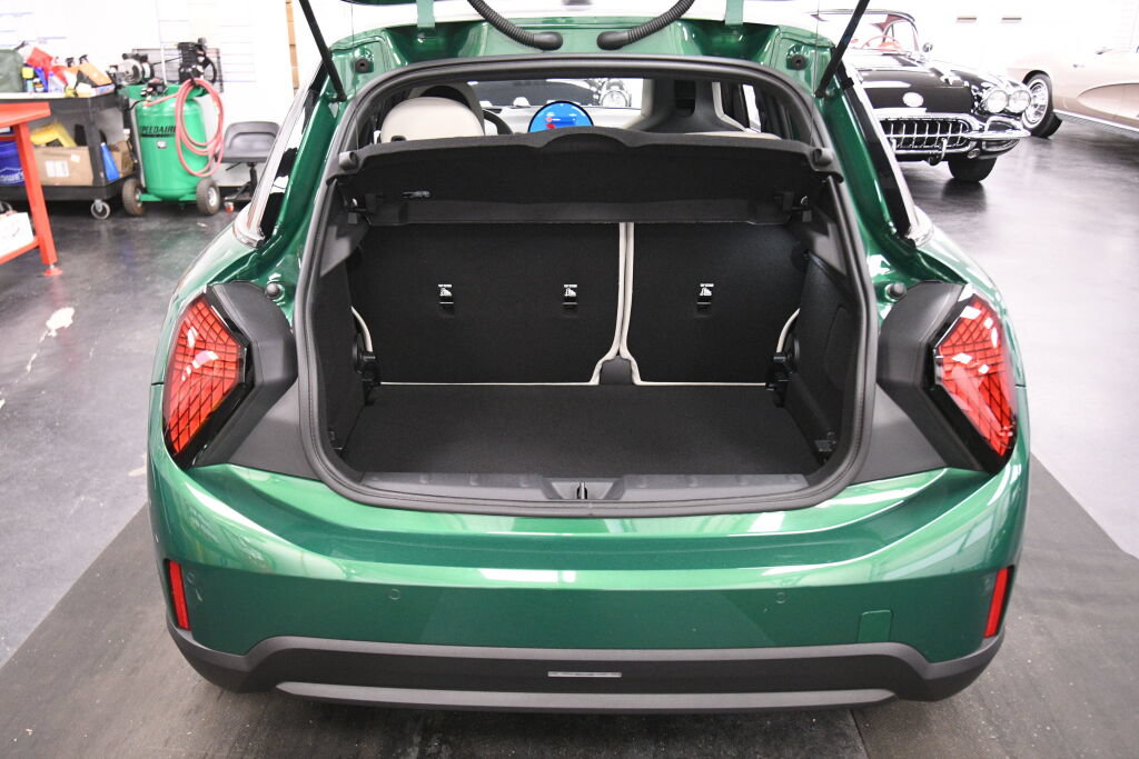 Used 2025 MINI Cooper S FWD image 23