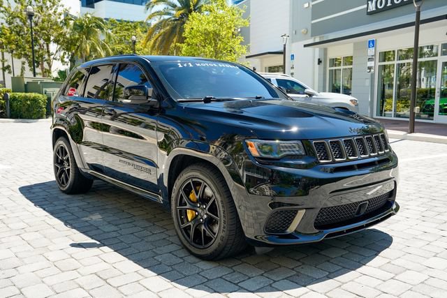 Used 2018 Jeep Grand Cherokee Trackhawk AWD/4WD image 38