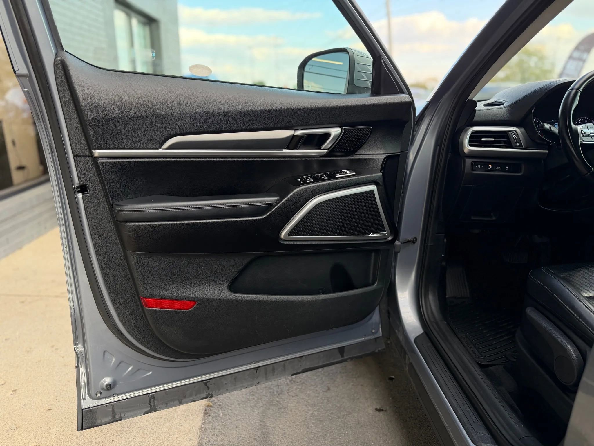 Used 2020 Kia Telluride LX image 7