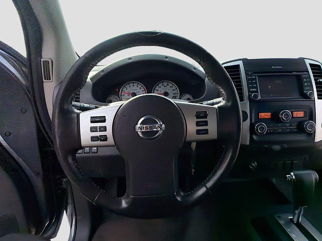 Used 2018 Nissan Frontier PRO-4X image 38