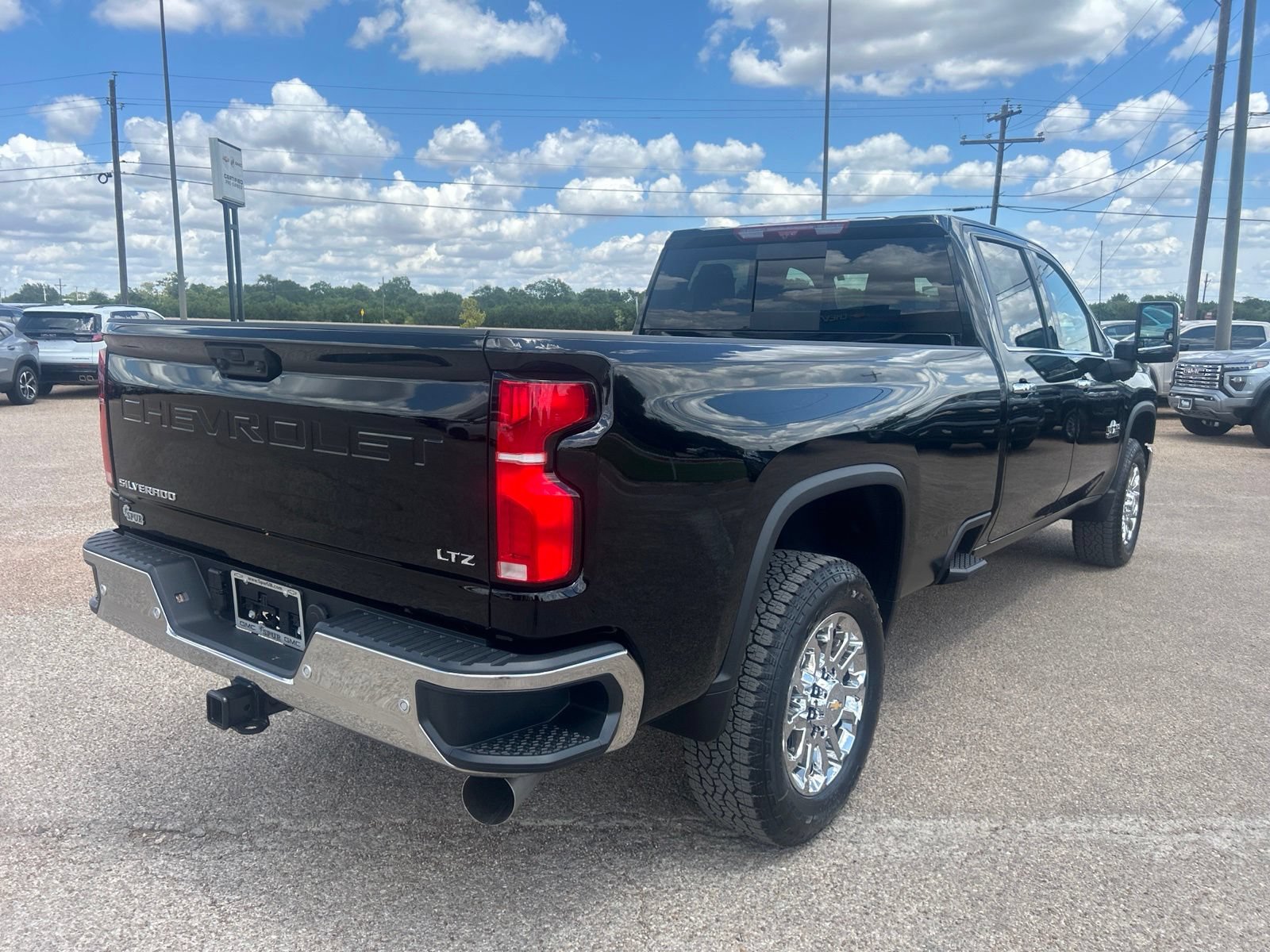 New 2026 Chevrolet Silverado 3500 LTZ w/ LTZ Premium Texas Edition AWD/4WD image 6