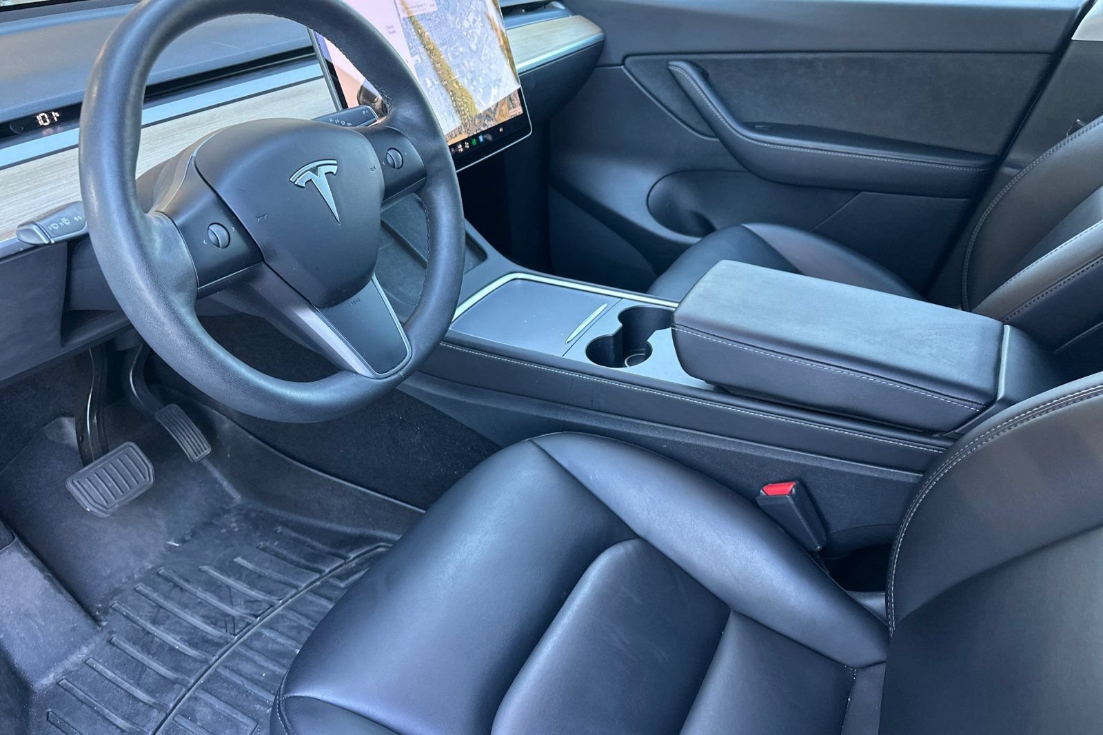 Used 2021 Tesla Model Y Long Range AWD/4WD image 9