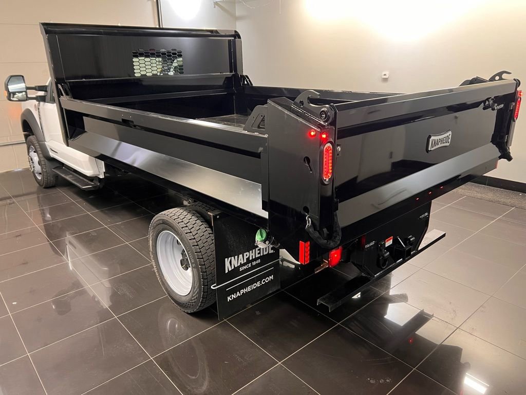 New 2026 Ford F550 4x4 Regular Cab Super Duty image 4