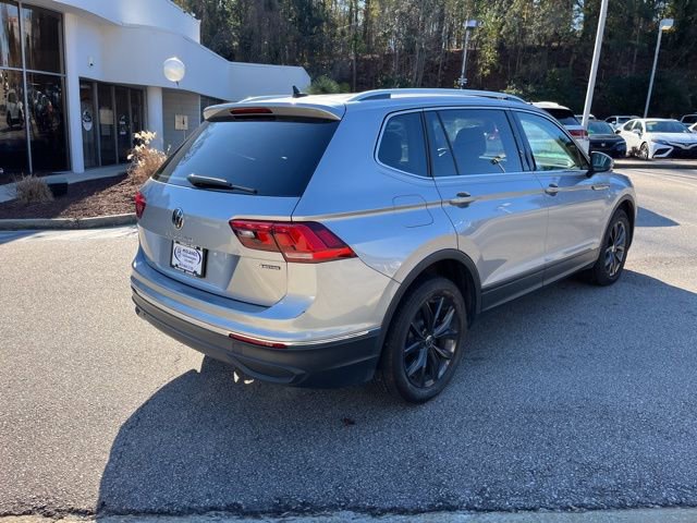 Used 2024 Volkswagen Tiguan SE image 3