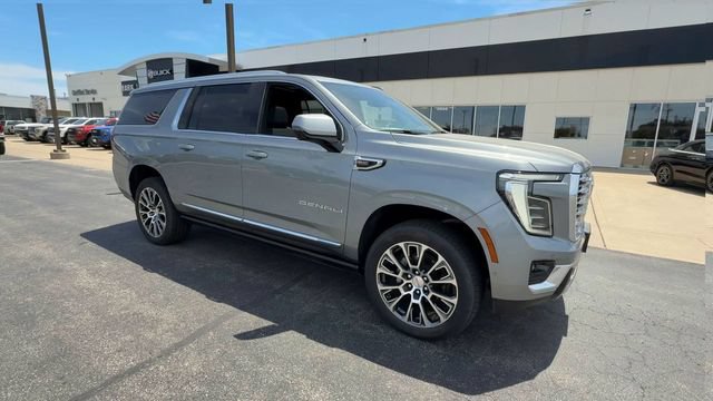 New 2026 GMC Yukon XL Denali w/ Sun & Power Step Package AWD/4WD image 2