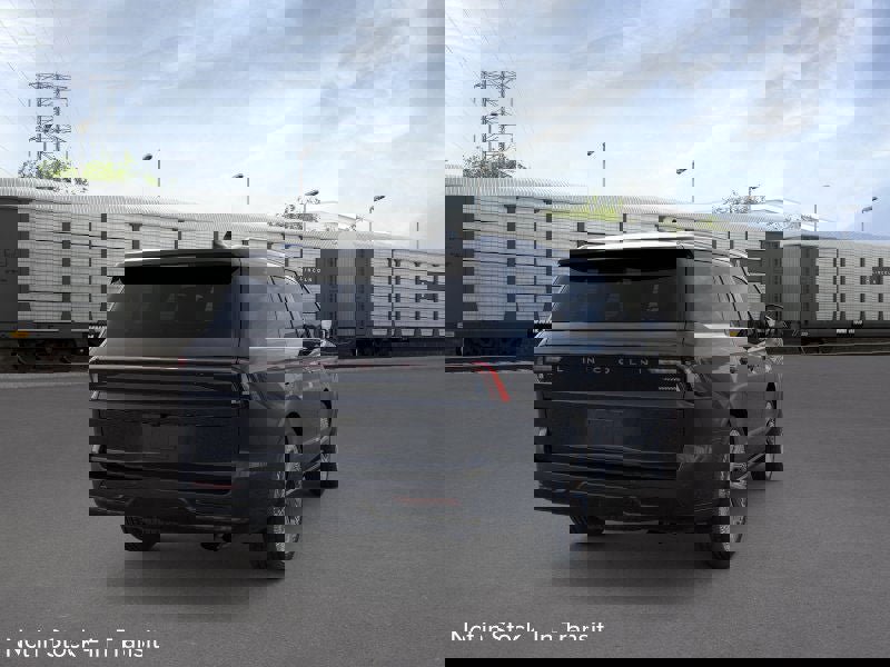 New 2026 Lincoln Navigator Black Label image 8