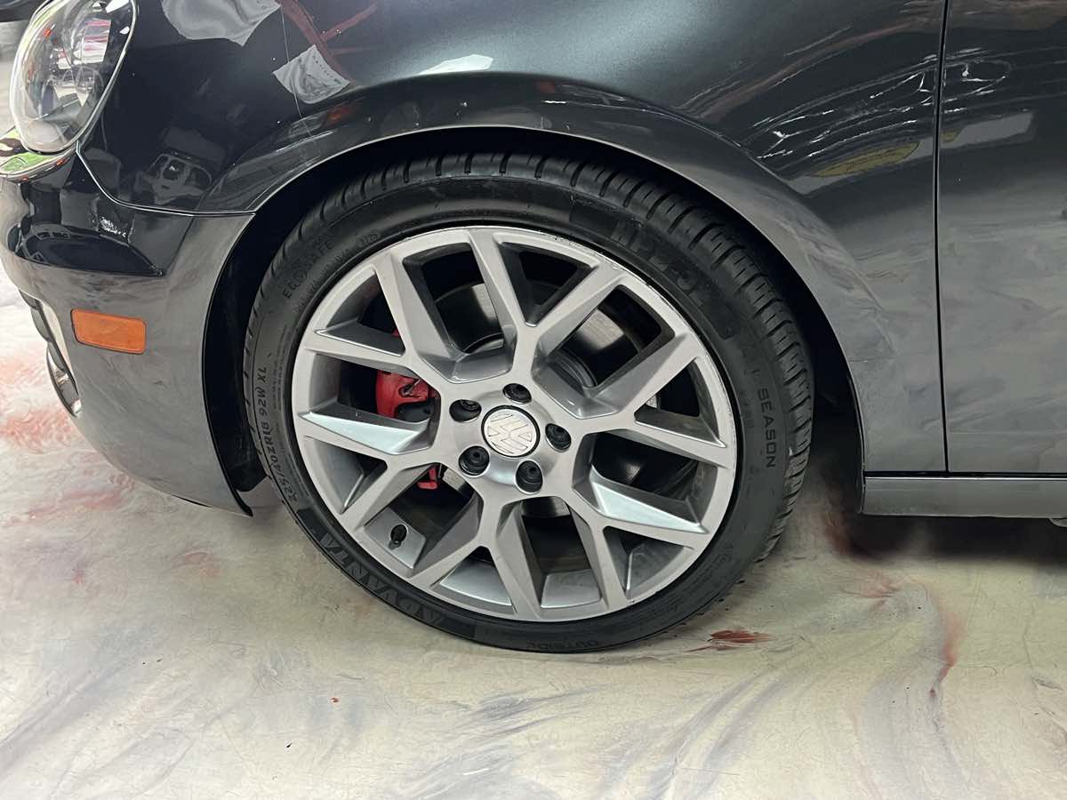 Used 2013 Volkswagen GTI Wolfsburg Edition FWD image 31