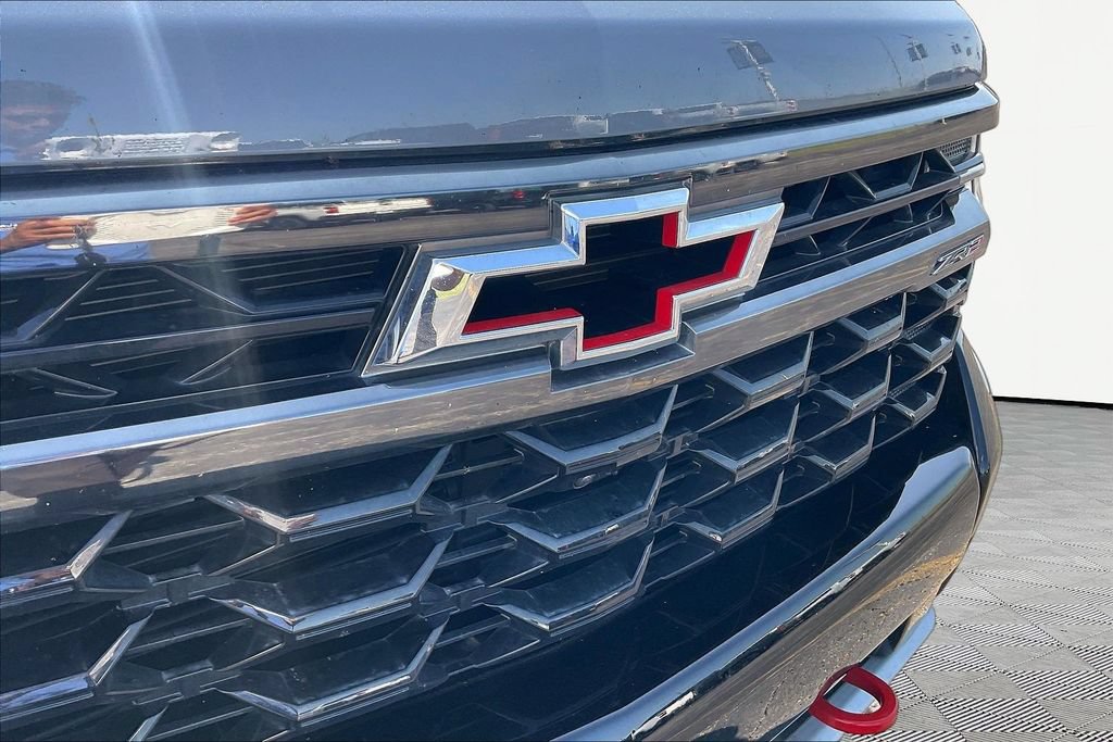 Used 2024 Chevrolet Silverado 1500 ZR2 w/ Technology Package AWD/4WD image 37