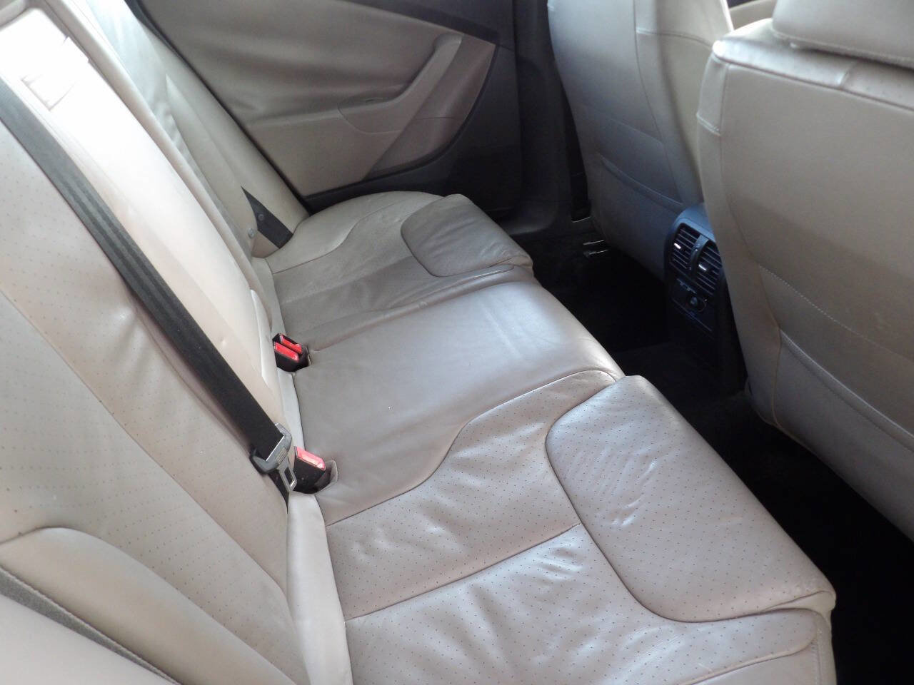 Used 2008 Volkswagen Passat Lux image 27