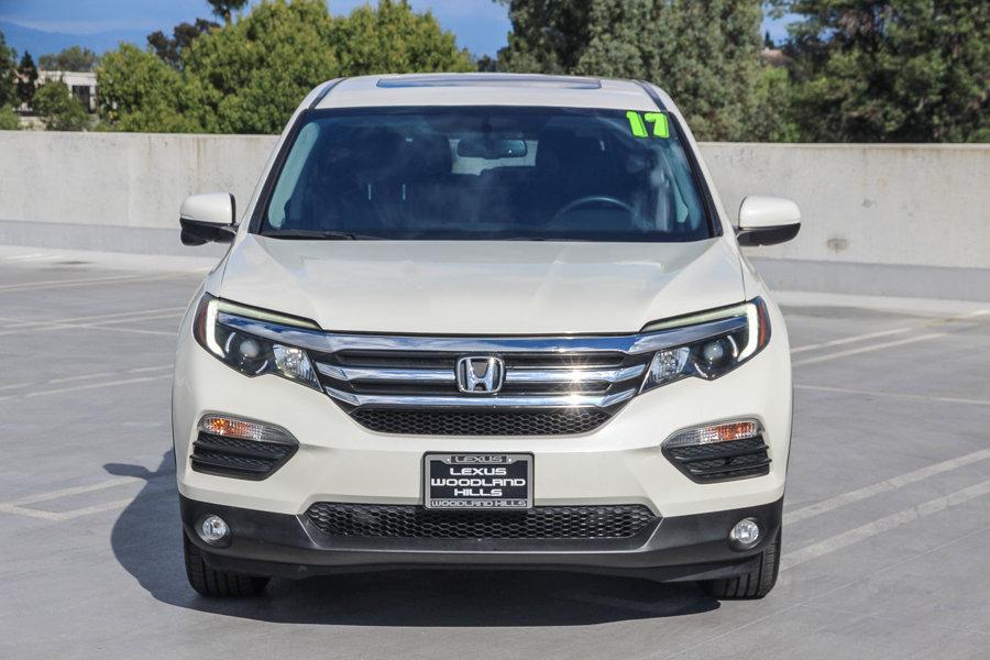 Used 2017 Honda Pilot EX-L image 2
